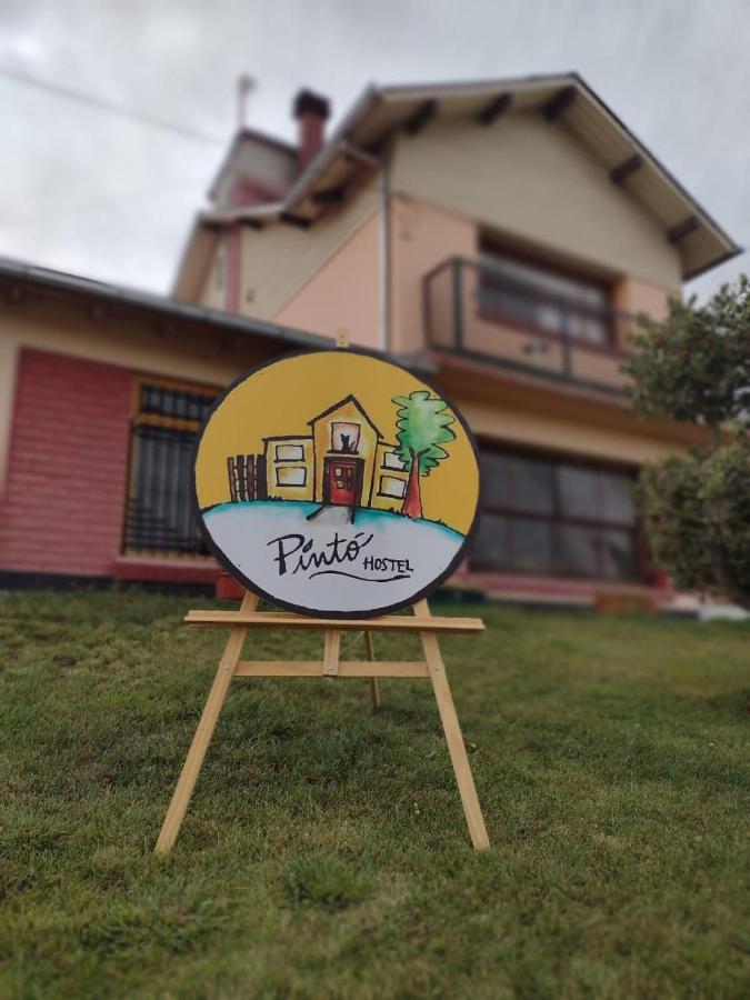 Pinto Casa Hostel & Bar Esquel Buitenkant foto