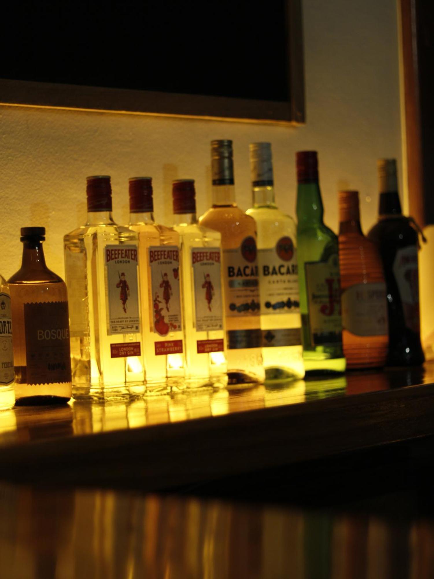 Pinto Casa Hostel & Bar Esquel Buitenkant foto